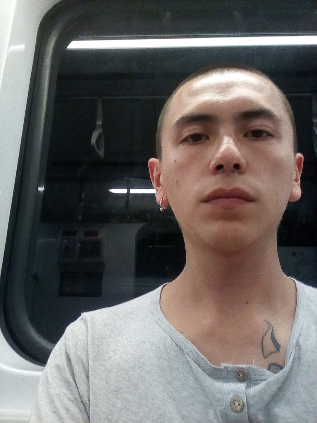 Ivan Robayo en el metro de Buenos Aires, antes de trabajar remoto